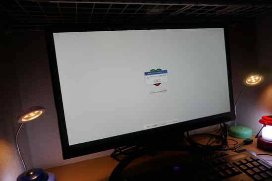 Raspberry Pi 3 B+へRaspbianのインストールが完了!