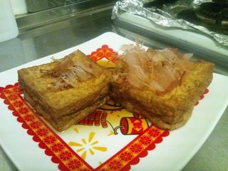 SH-12Cで撮影した揚げ豆腐