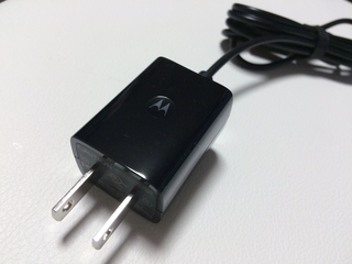 Android Wear Moto360 Smart Watchの充電器