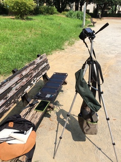 Ankerのソーラー充電器、ソーラーチャージャーを屋外でテスト