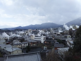 湯の街別府