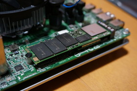 Intel 600p SSDPEKKW256G7X1 256GB NVMe M.2 SSD