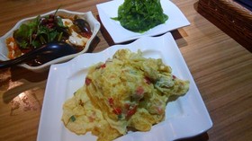 ピータン豆腐とトマトと卵の炒め物他