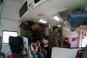 二階建て車両で烏魯木斉（ウルムチ）を目指す