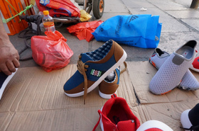 烏魯木斉（ウルムチ）で半年ぶりに新らしい靴を購入