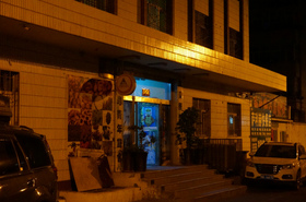 偶然に烏魯木斉（ウルムチ）の雷鳥国際青年旅舎、ユースホステルを発見