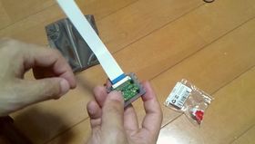 RaspberryPi用のCameraをネジで固定